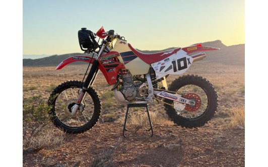 JCR Honda XR650R GRAPHIC KIT.