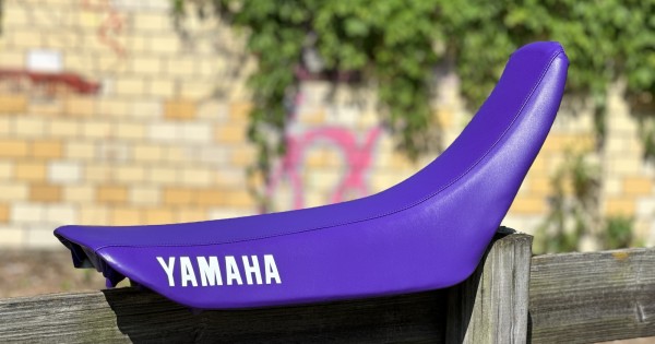 9495YZ125250_PurpleSeat_full-