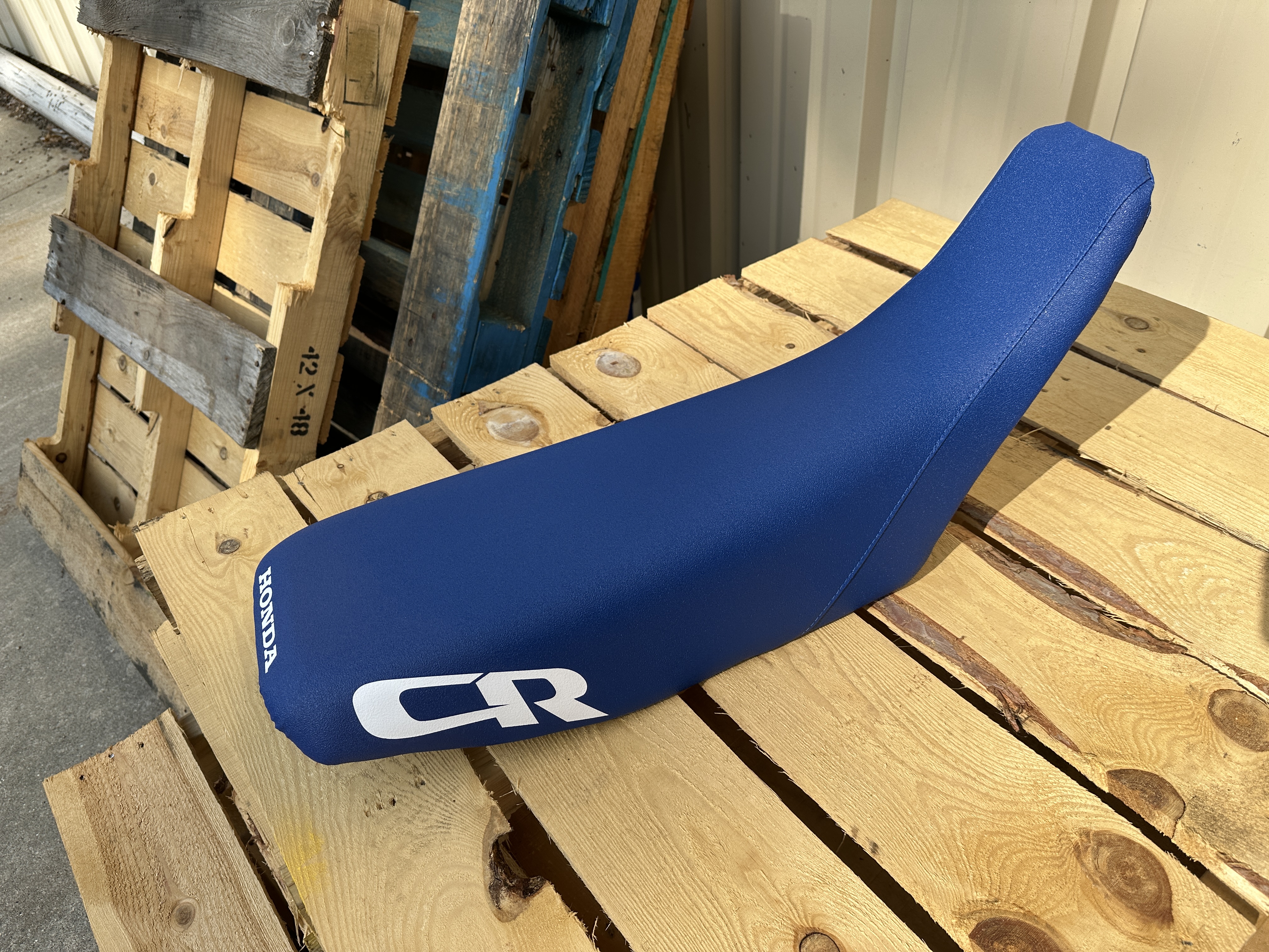 送料込み ホンダ シートASSY CR125 R 97 1987 CR250 OEM REPLICA SEAT COVER